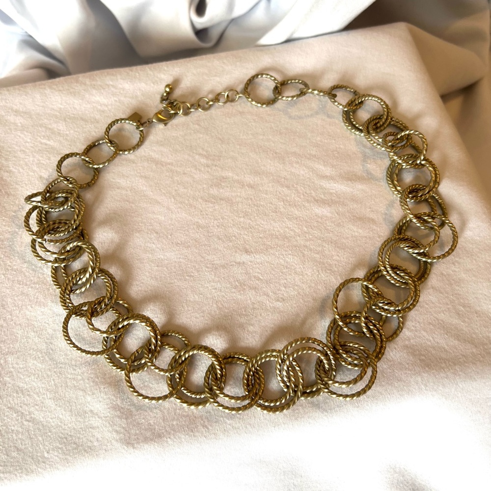 Banana Republic Muted gold interlocking rings necklace